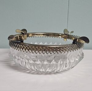 Diamond Cut Crystal Ashtry Brass Rim